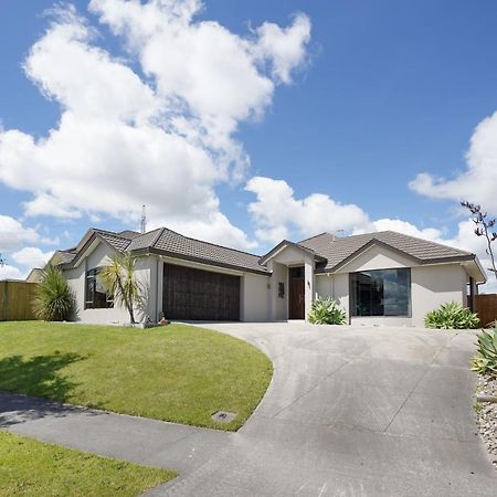 Ambience On Pacific Bed and Breakfast Palmerston North Buitenkant foto